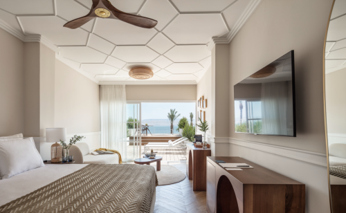 גלי כנרת חדר אחרי